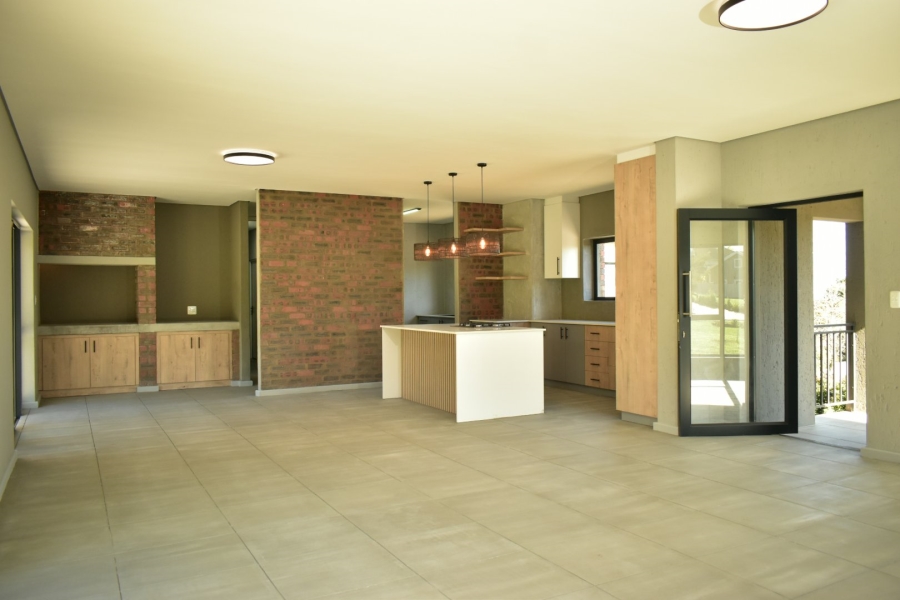 4 Bedroom Property for Sale in Cherry Creek Country Estate Western Cape